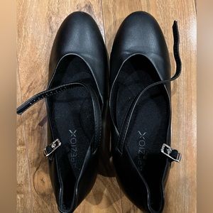 Capezio Footlight Character Shoe Women Size 4.5 M